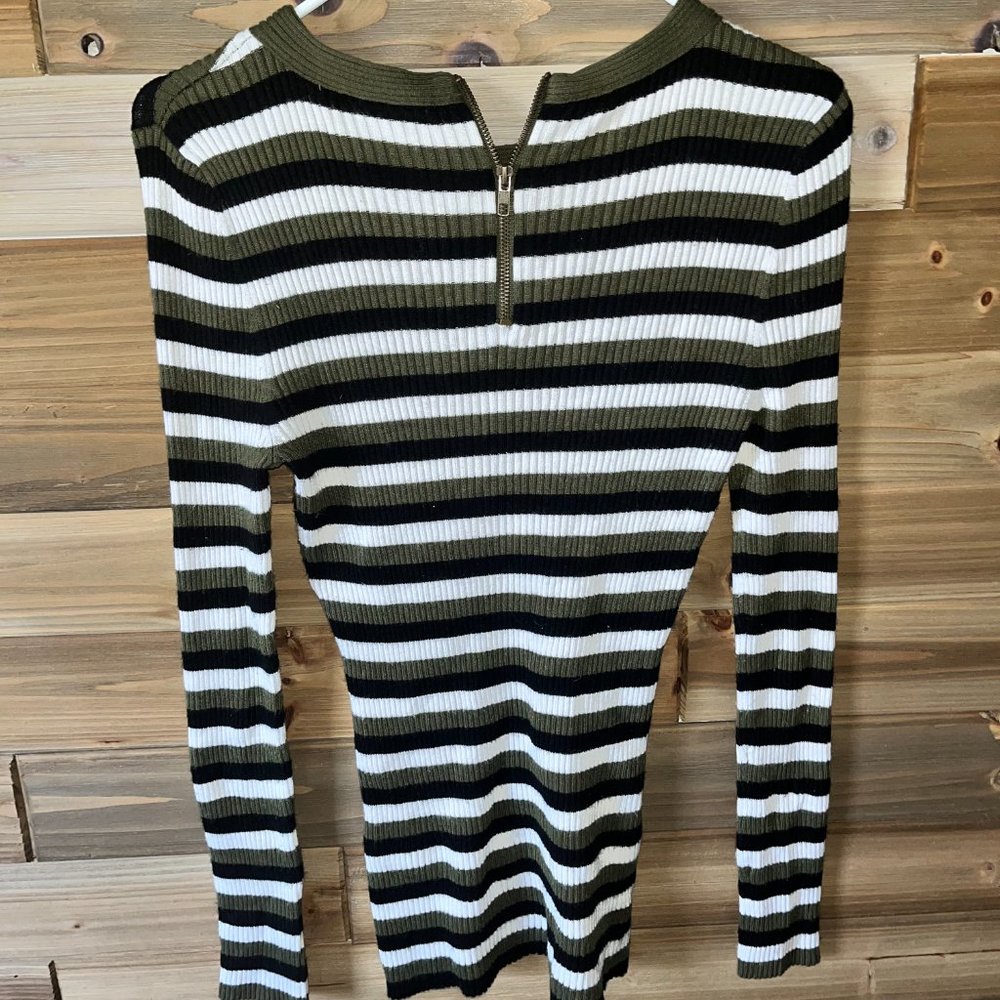 Hooked Up Striped Ribbed Top - Picture 3 of 4